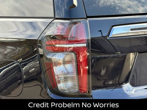 Used 2023 Chevrolet Tahoe LT w/ Luxury Package image 11