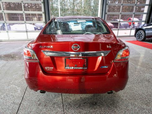 Used 2014 Nissan Altima 2.5 S image 3