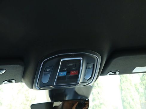 Used 2023 Jeep Wagoneer Series III w/ Rear Seat Video Group 1 AWD/4WD image 30
