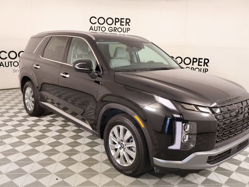 Used 2025 Hyundai Palisade SEL image 1
