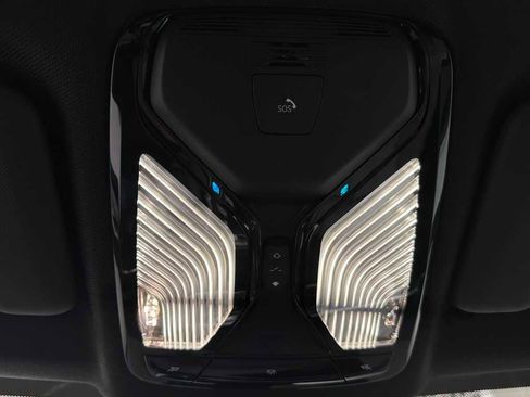 Used 2023 BMW X5 xDrive45e w/ M Sport Package image 38