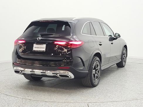 Certified 2024 Mercedes-Benz GLC 300 image 6