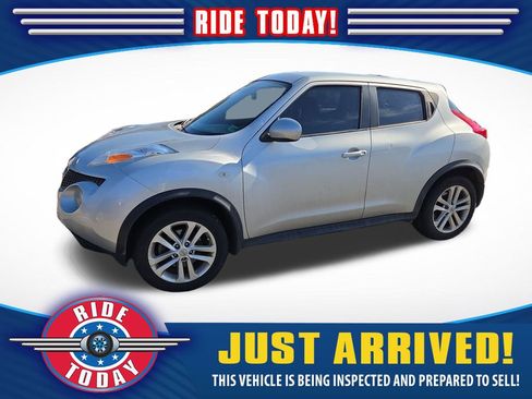 Used 2014 Nissan Juke S image 1