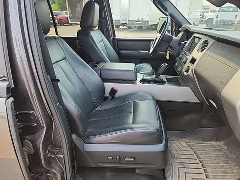 Used 2016 Ford Expedition EL XLT w/ Equipment Group 202A AWD/4WD image 48