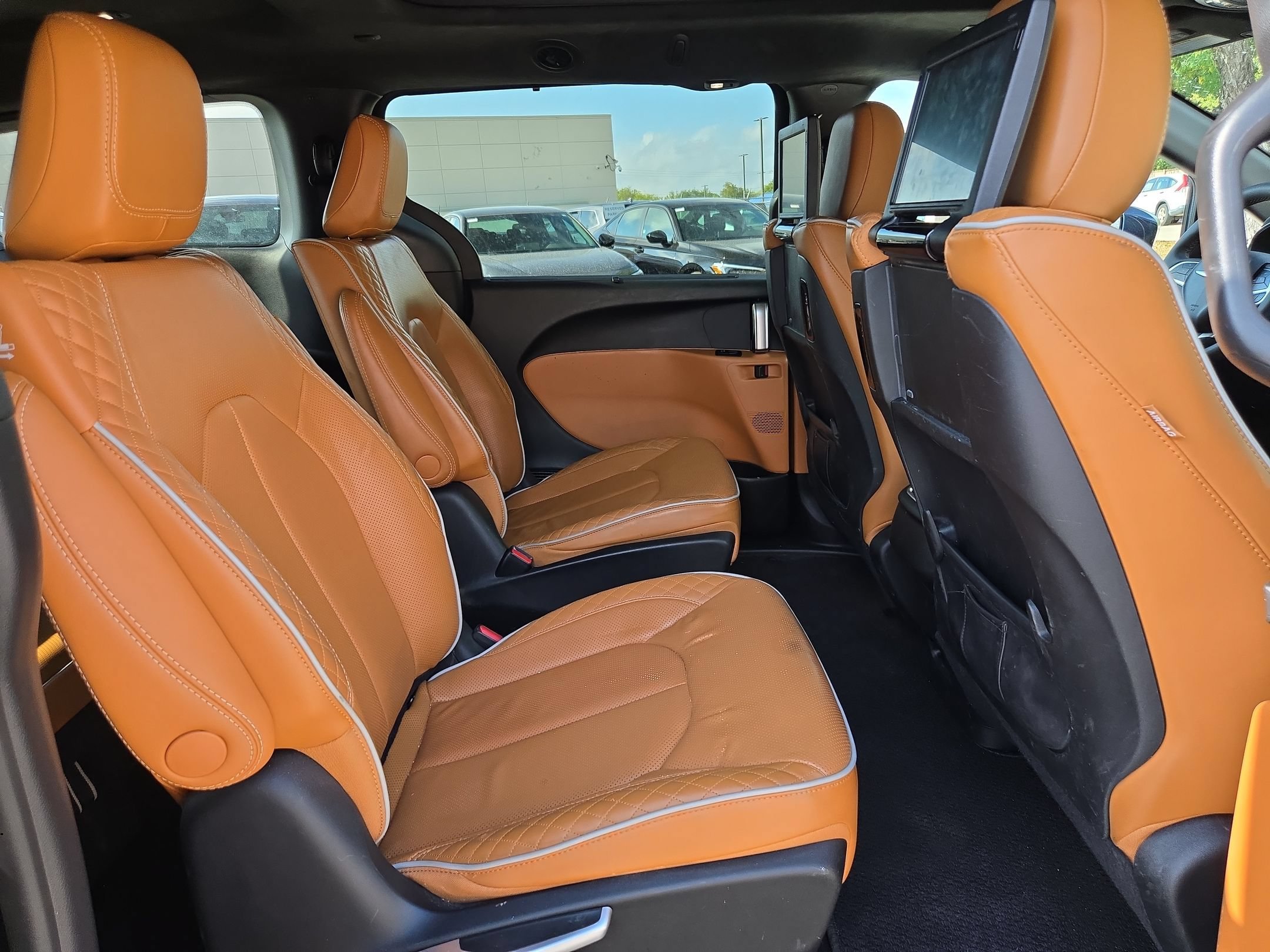Used 2022 Chrysler Pacifica Pinnacle FWD image 25