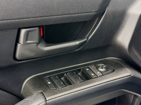 Used 2025 Toyota 4Runner TRD Off-Road image 15