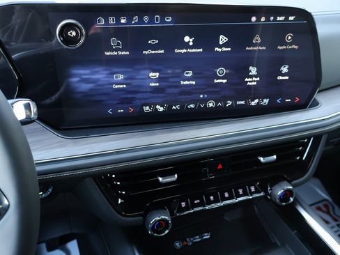 New 2025 Chevrolet Suburban Premier w/ Sun And Tow Package image 22