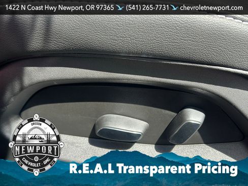 Used 2024 Chevrolet Corvette Stingray Coupe RWD image 20