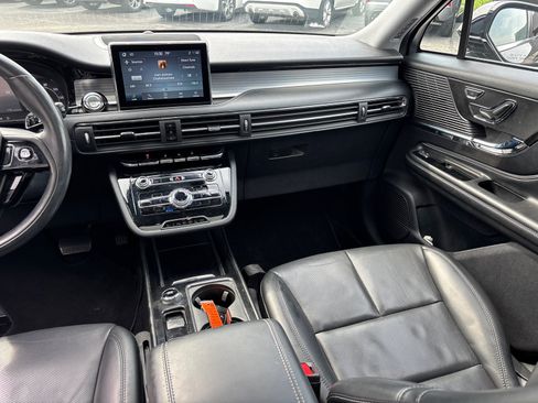 Certified 2022 Lincoln Corsair AWD w/ Premium Package image 29