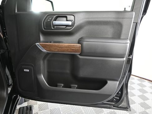 Used 2021 Chevrolet Silverado 1500 High Country w/ Safety Package II AWD/4WD image 13