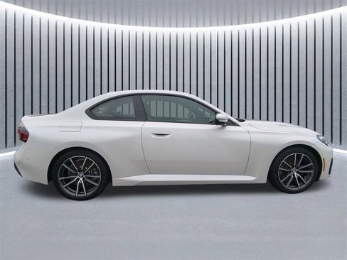Certified 2024 BMW 230i Coupe w/ Convenience Package image 4