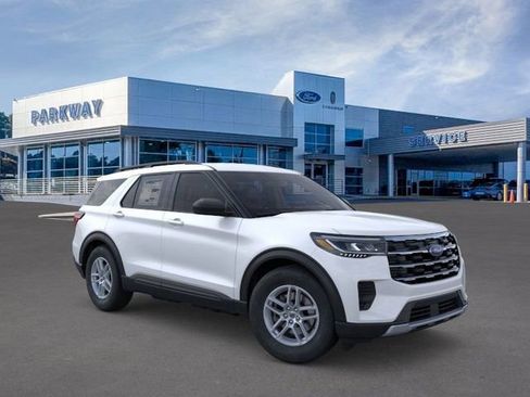 New 2026 Ford Explorer Active image 7