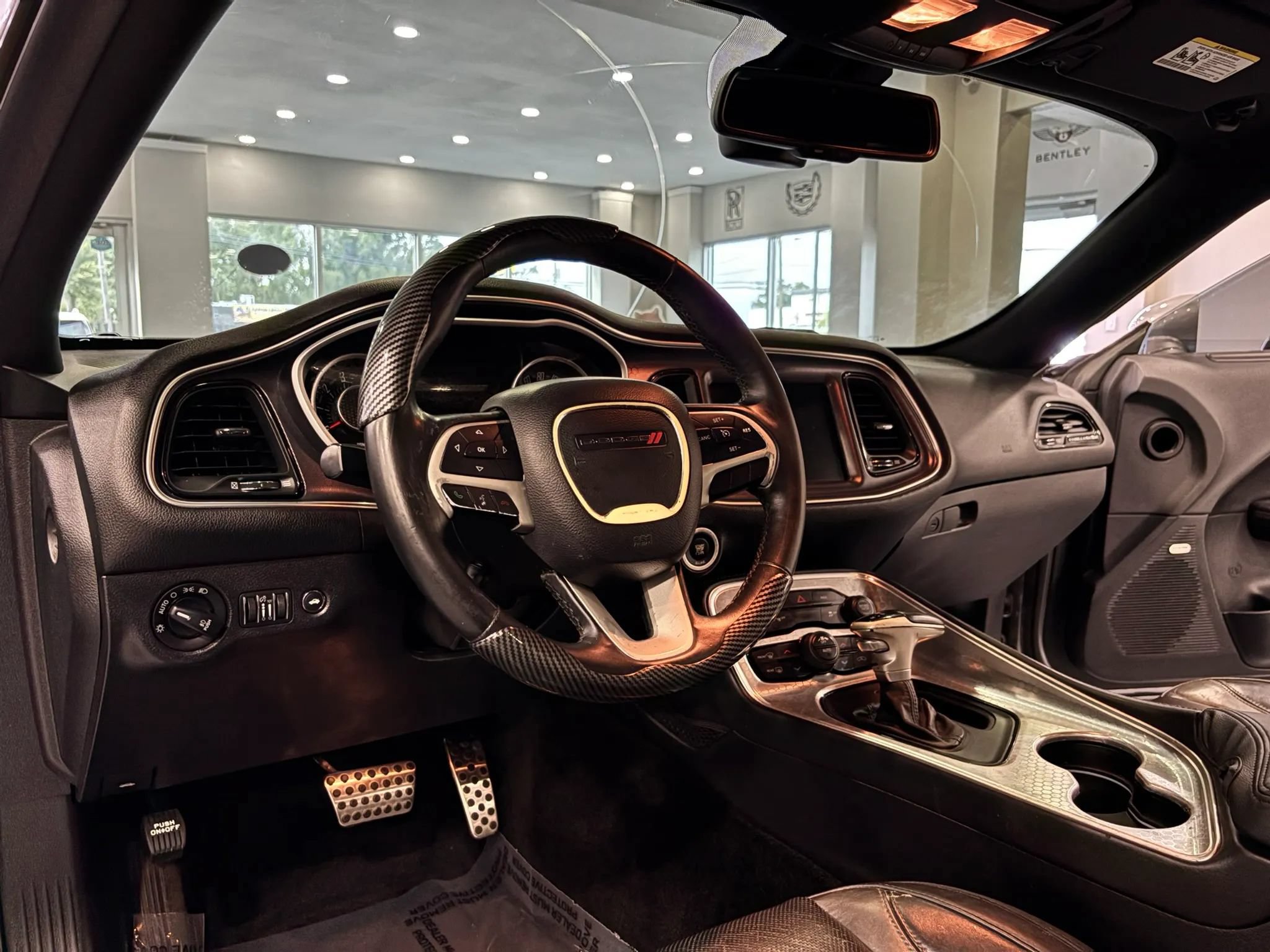 Used 2015 Dodge Challenger SXT Plus RWD image 9