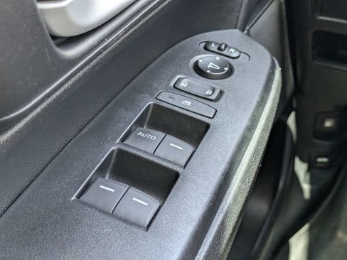 Used 2017 Honda CR-V LX image 21