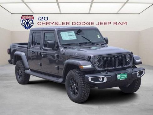 New 2026 Jeep Gladiator Sport AWD/4WD image 1