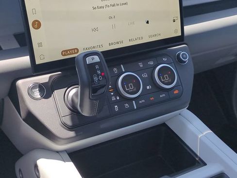 New 2026 Land Rover Defender 130 S AWD/4WD image 9