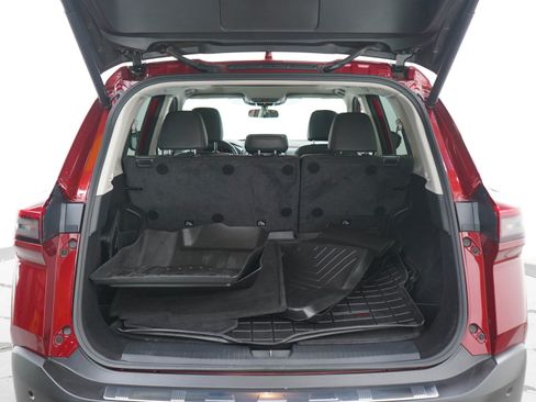 Used 2023 Nissan Rogue SV w/ SV Premium Package AWD/4WD image 16
