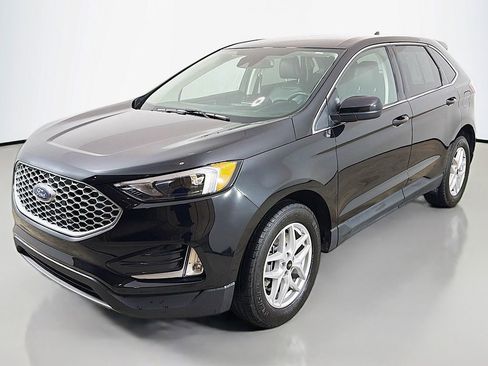 Used 2024 Ford Edge SEL w/ Convenience Package image 6