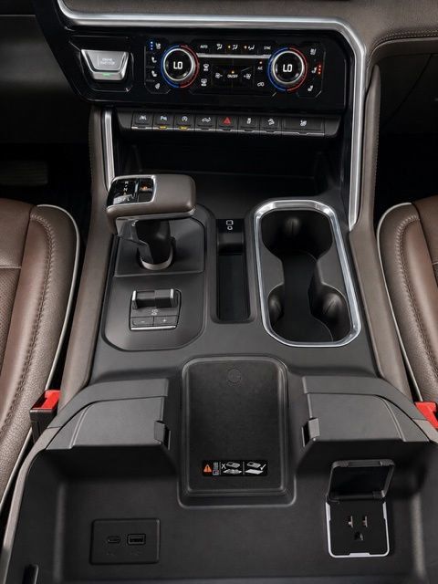 Used 2023 GMC Sierra 1500 Denali AWD/4WD image 36