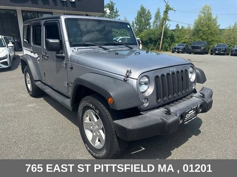 Used 2016 Jeep Wrangler Unlimited Sport w/ Quick Order Package 24S AWD/4WD image 10