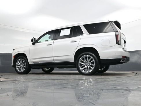 Used 2021 Cadillac Escalade Premium Luxury w/ Driver Assist Tech Package image 37