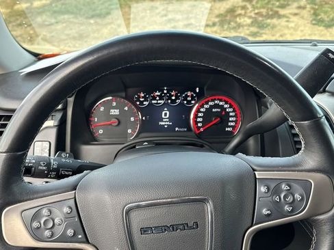 Used 2016 GMC Yukon Denali w/ Open Road Package image 11