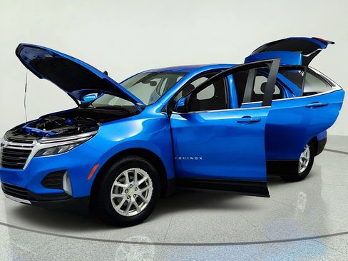 Certified 2024 Chevrolet Equinox LT w/ LPO, Floor Liner Package FWD image 9