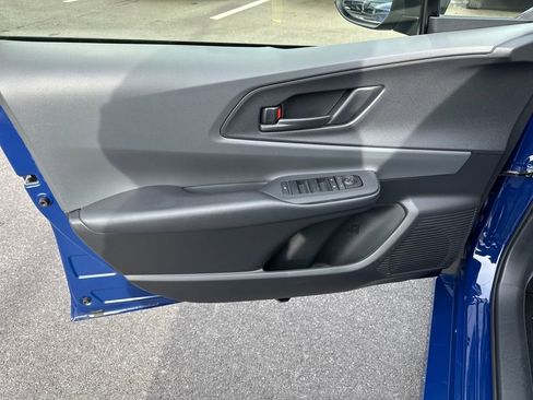 Used 2025 Toyota Prius LE image 14