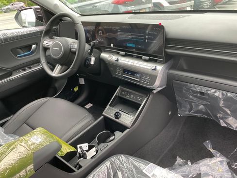 New 2026 Hyundai Kona SEL Premium AWD/4WD image 7