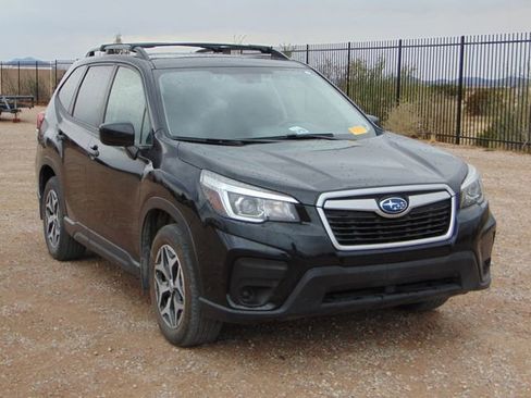Used 2019 Subaru Forester Premium w/ All-Weather Package image 9