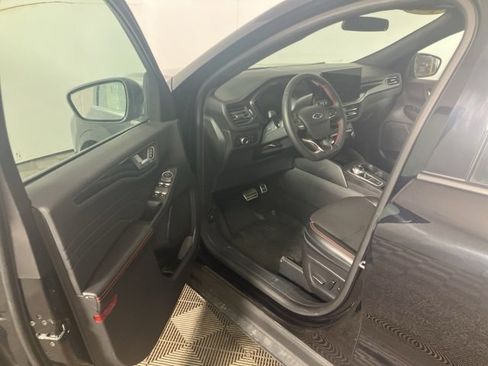 Used 2023 Ford Escape ST-Line w/ Tech Pack #1 image 10