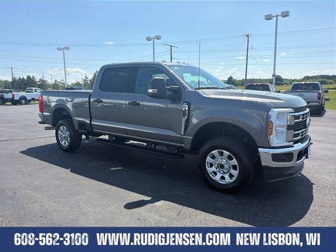 Used 2024 Ford F350 XLT AWD/4WD image 7