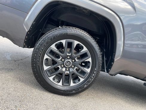 Certified 2023 Toyota Tundra Limited AWD/4WD image 12