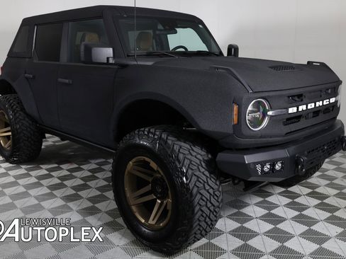 Used 2023 Ford Bronco Big Bend image 3