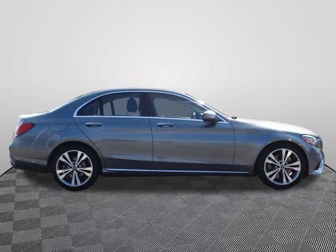 Used 2019 Mercedes-Benz C 300 Sedan image 4