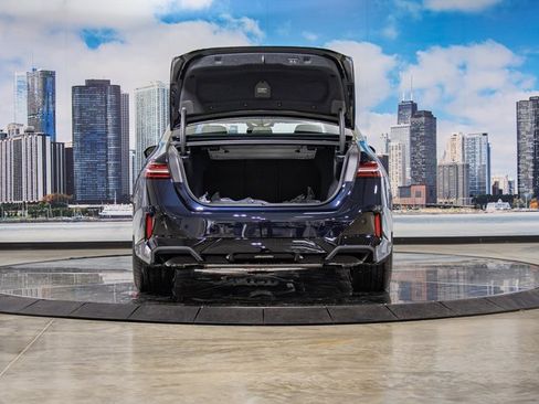 New 2026 BMW 540i xDrive 540i xDrive w/ M Sport Package image 12