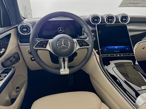 New 2026 Mercedes-Benz GLC 300 4MATIC image 25