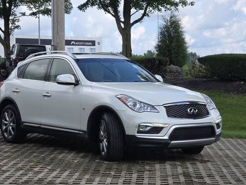 Used 2017 INFINITI QX50 AWD w/ Premium Package image 4