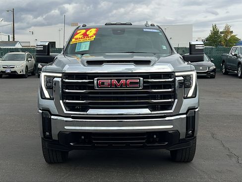 Certified 2024 GMC Sierra 2500 SLT w/ SLT Convenience Package AWD/4WD image 2