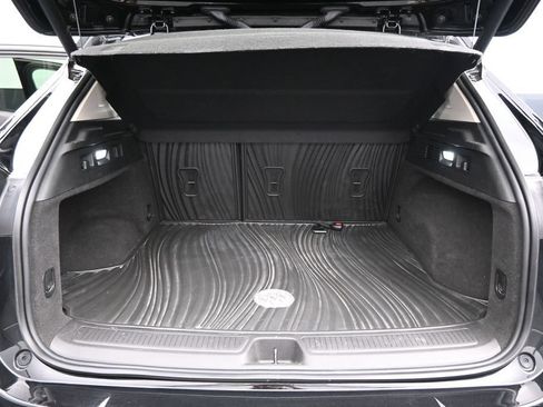 Used 2023 Buick Envision Essence w/ Sport Touring Package AWD/4WD image 27