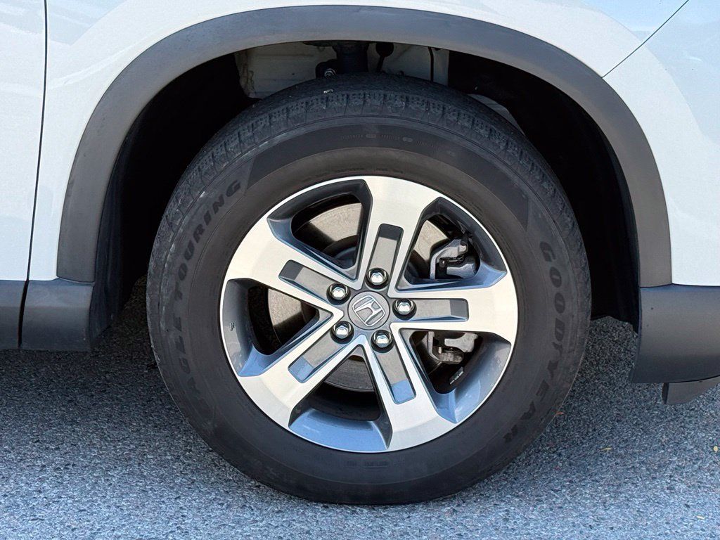 Used 2023 Honda Pilot EX-L image 11