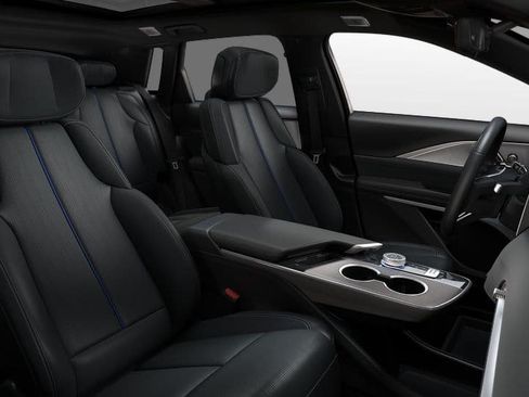 New 2027 Cadillac Lyriq Premium Sport w/ LPO, Floor Liner Package AWD/4WD image 35