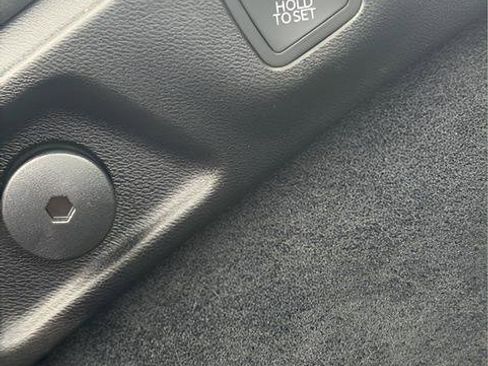 Used 2025 Dodge Charger R/T w/ Plus Group image 27