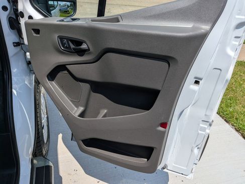 Used 2025 Ford Transit 250 Low Roof w/ Exterior Upgrade Package RWD image 24