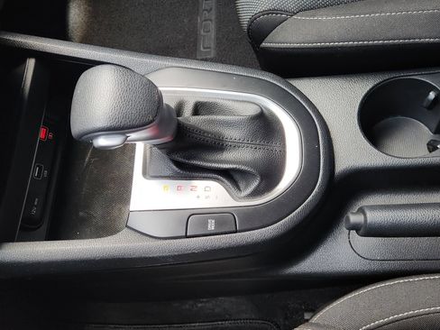 Used 2024 Kia Forte LXS FWD image 24