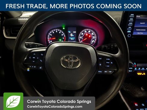 Used 2021 Toyota RAV4 XLE image 15