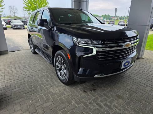 Used 2023 Chevrolet Tahoe LT w/ Luxury Package AWD/4WD image 5
