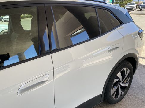 Used 2024 Volkswagen ID.4 2WD image 48