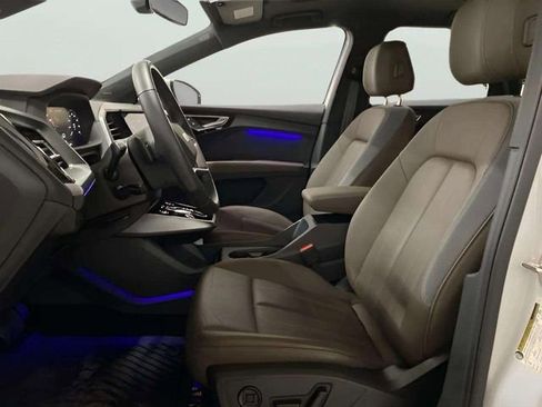 Used 2024 Audi Q4 e-tron Premium Plus w/ Premium Plus image 26