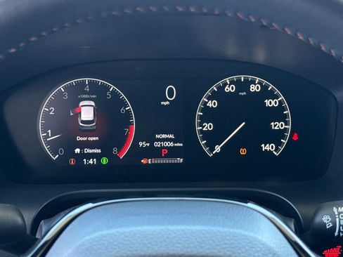 Certified 2025 Honda HR-V Sport image 22